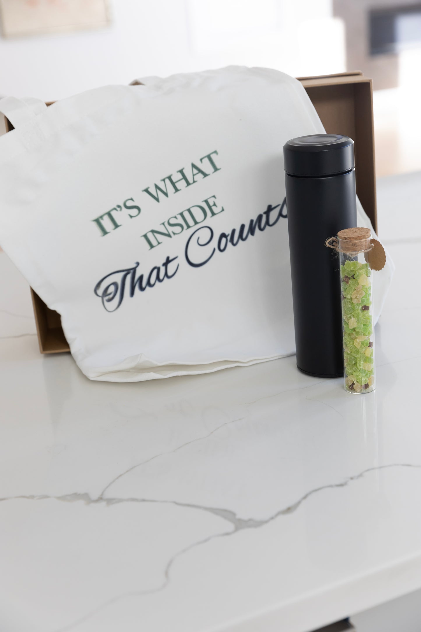 Holiday Essentials Gift Set – For Teachers, Employees & Friends