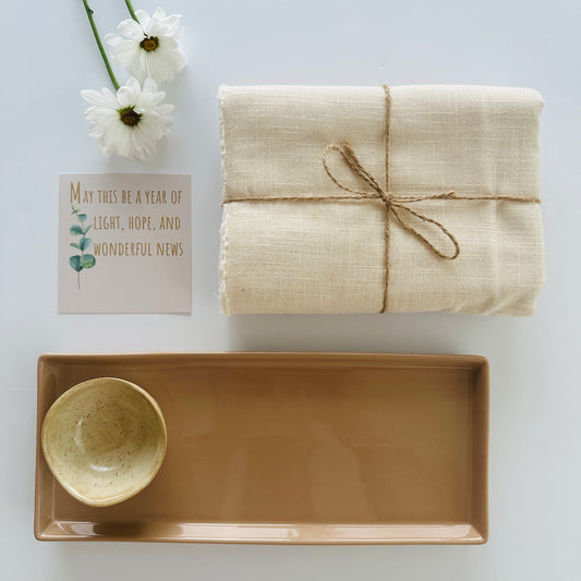 Elegant Rosh Hashanah Table & Serving Set